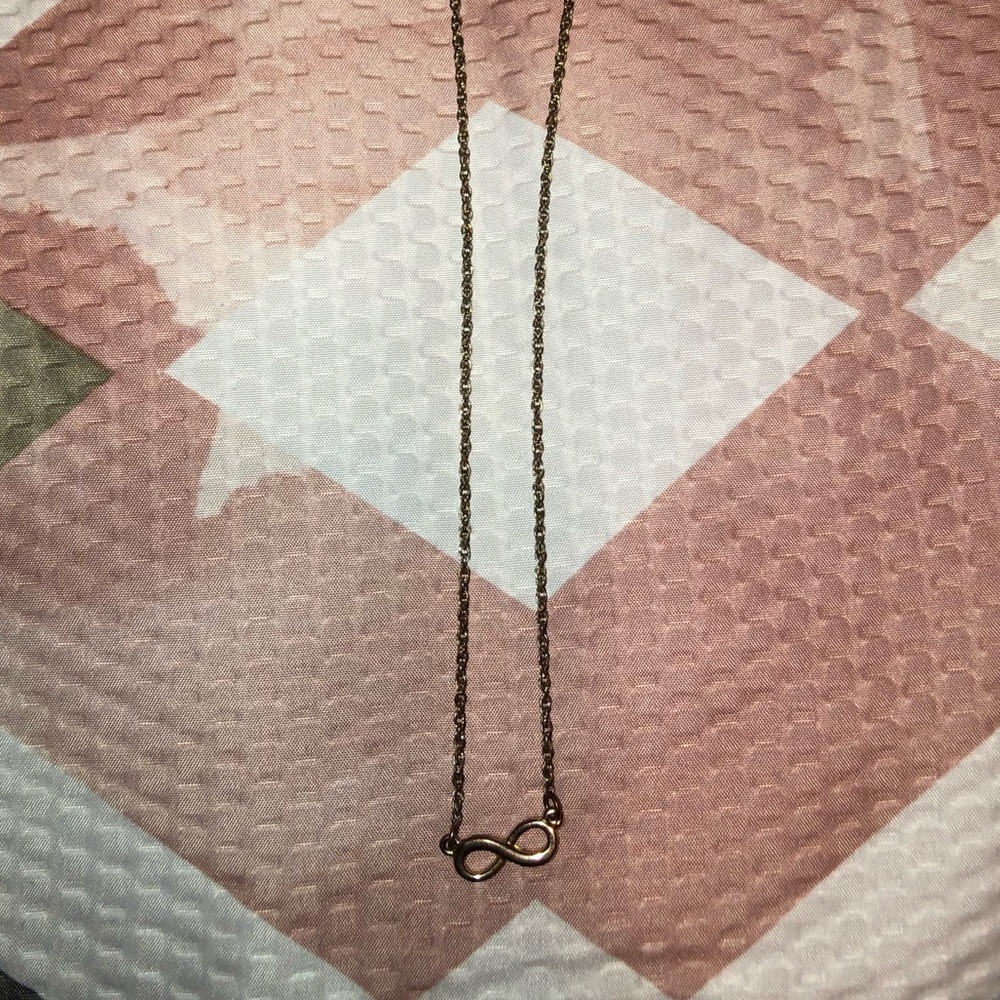 Infinity Necklace - Picture 1 of 2